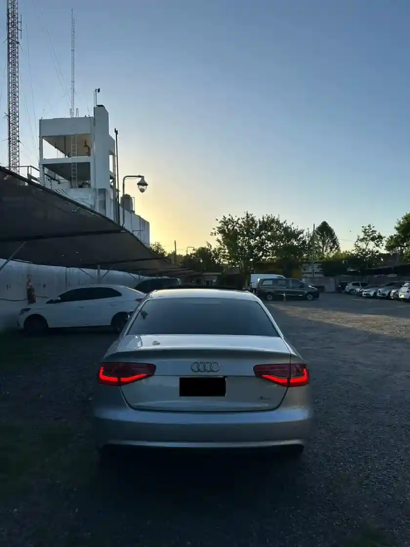 Audi A4 1.8 Tfsi Sport Cuero Multitro. 2013 - foto 5