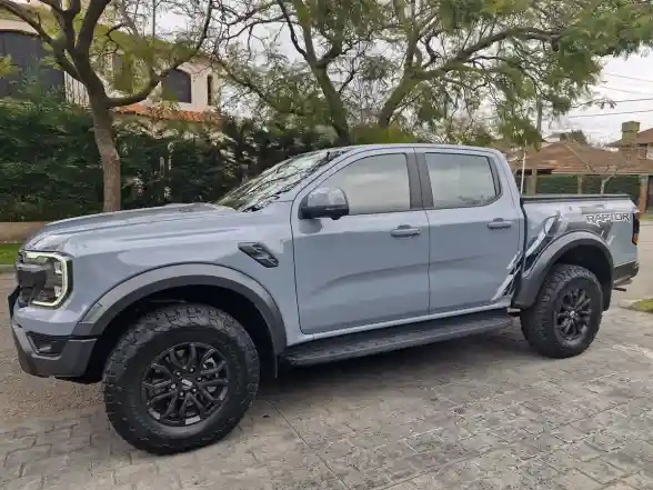 Ford Ranger Raptor 3.0L V6 Ecoboost Biturbo Cabina Doble 4X4 2026 - foto 4