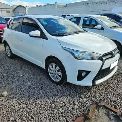 Toyota Yaris 1.5 107Cv 2017 - foto 2