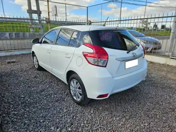 Toyota Yaris 1.5 107Cv 2017 - foto 5