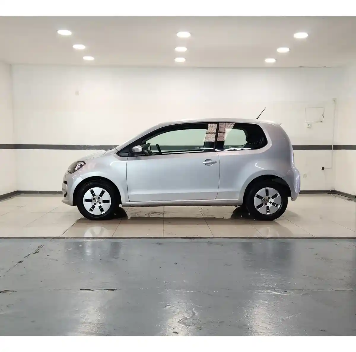 Volkswagen Up! 1.0 Move Up! 75Cv 3 P 2015 - foto 4