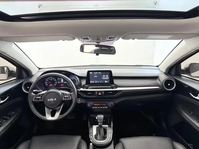 Kia Cerato 2.0 Sx Plus 4P At L20 2024 - foto 2