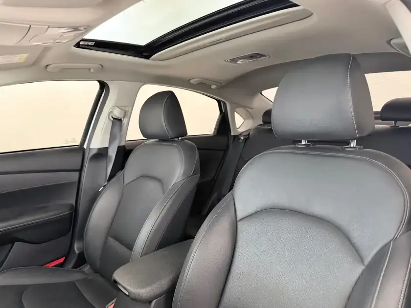 Kia Cerato 2.0 Sx Plus 4P At L20 2024 - foto 3