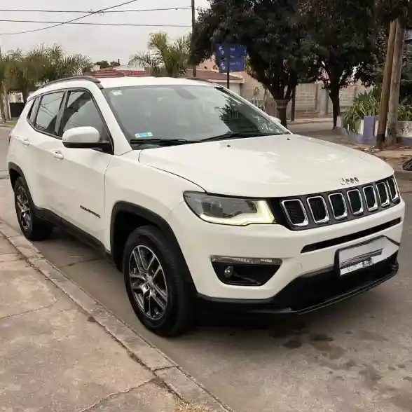 Jeep Compass 2.4 Sport At 2019 - foto 1