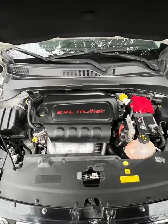 Jeep Compass 2.4 Sport At 2019 - foto 5