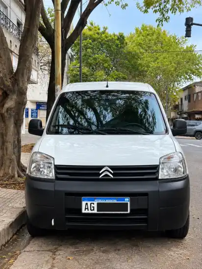 Citroën Berlingo Furgon 1.6 Vti 115 Business 2024 - foto 2