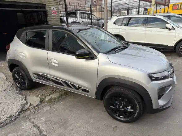Renault Kwid 1.0 Sce 66Cv Iconic Bitono 2025 - foto 2