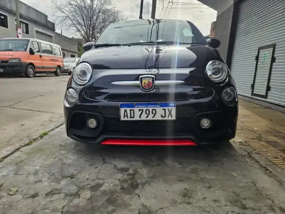 Fiat 500 1.4 Abarth 595 165Cv 2019 - foto 2