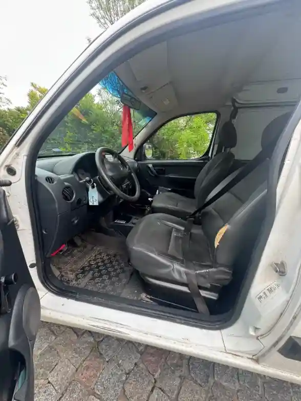 Peugeot Partner 1.6 Hdi Furgon Presence Aa 2016 - foto 3