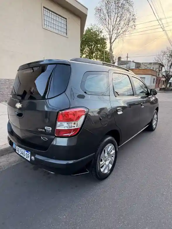 Chevrolet Spin 1.8 Ltz 5As 105Cv 2017 - foto 3