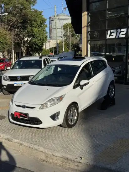 Ford Fiesta Kinetic 1.6 Design 120Cv Titanium 2011 - foto 1