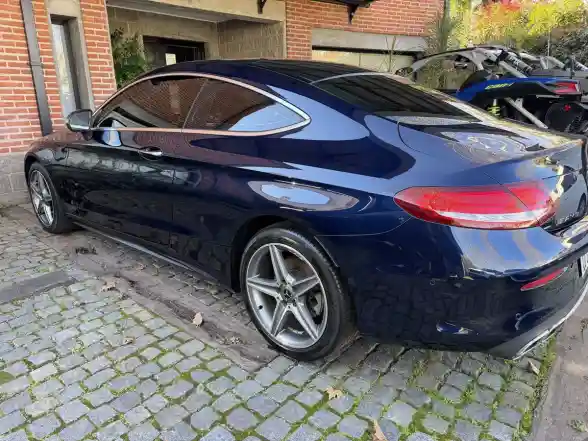 Mercedes-Benz Clase C 3.0 C400 Coupe Amg-Line 333Cv 2018 - foto 3