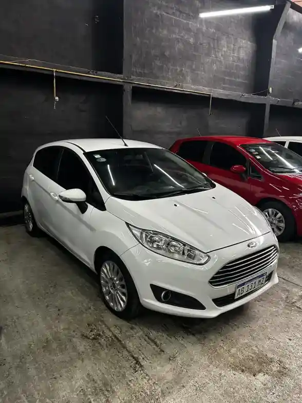 Ford Fiesta Kinetic 1.6 Se 2017 - foto 3