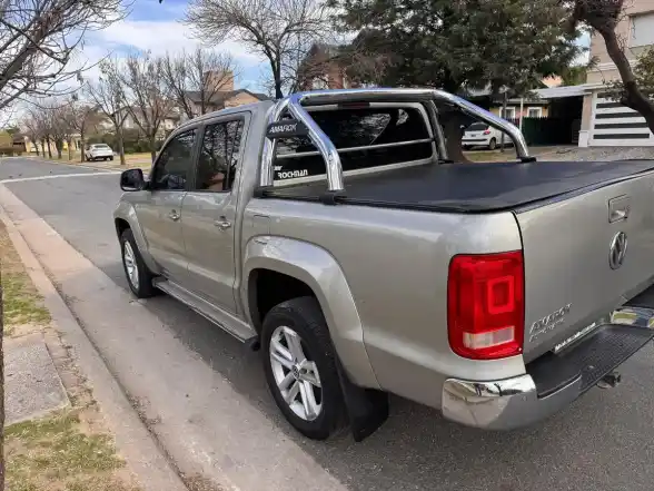 Volkswagen Amarok 2.0 Cd Tdi 180Cv 4X2 Highline Pack At 2016 - foto 2