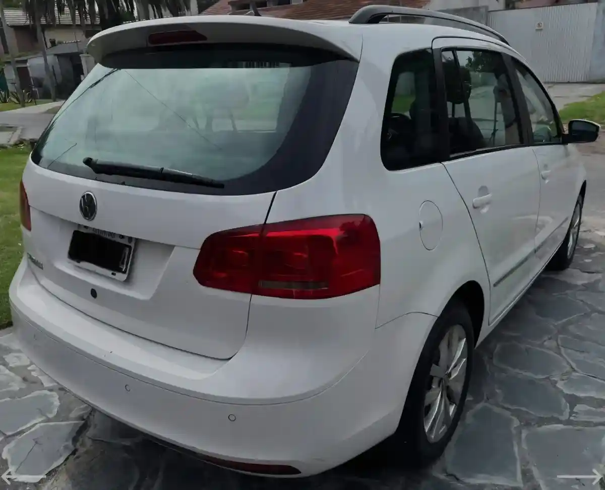 Volkswagen Suran 1.6 Highline 101Cv 2014 - foto 4