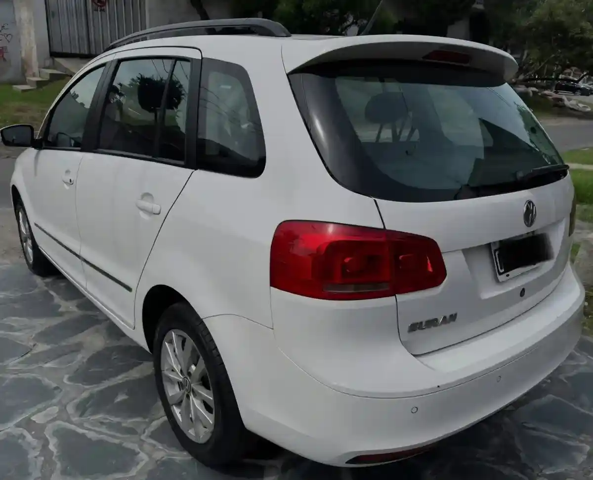 Volkswagen Suran 1.6 Highline 101Cv 2014 - foto 5