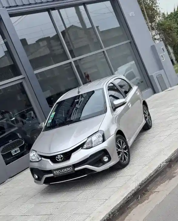 Toyota Etios 1.5 Xls My19 2019 - foto 3