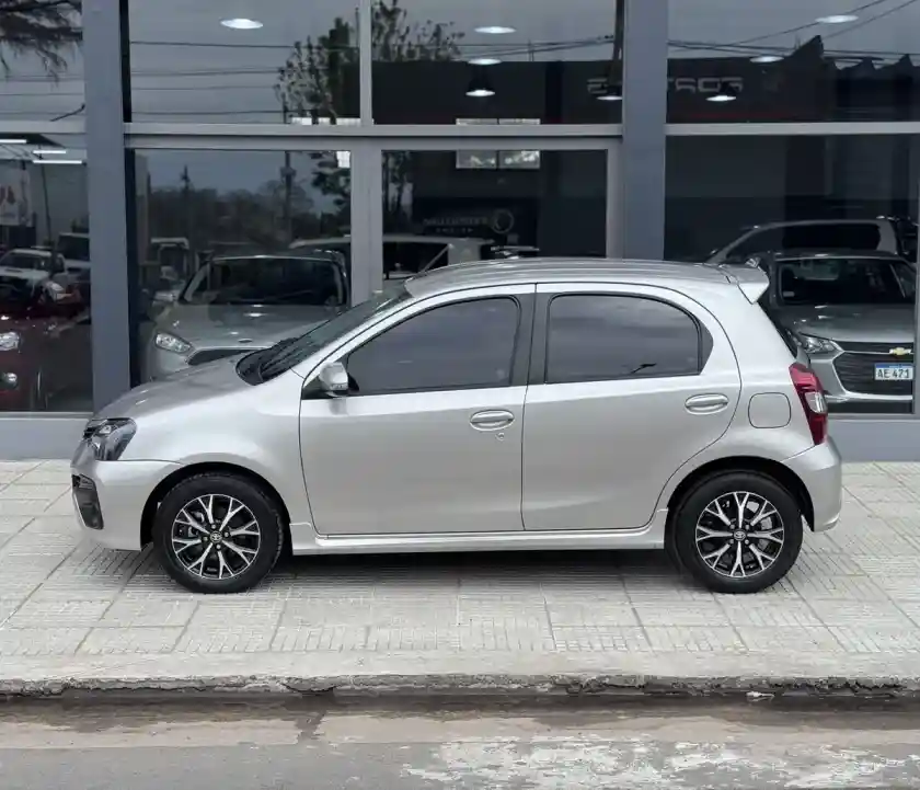 Toyota Etios 1.5 Xls My19 2019 - foto 4