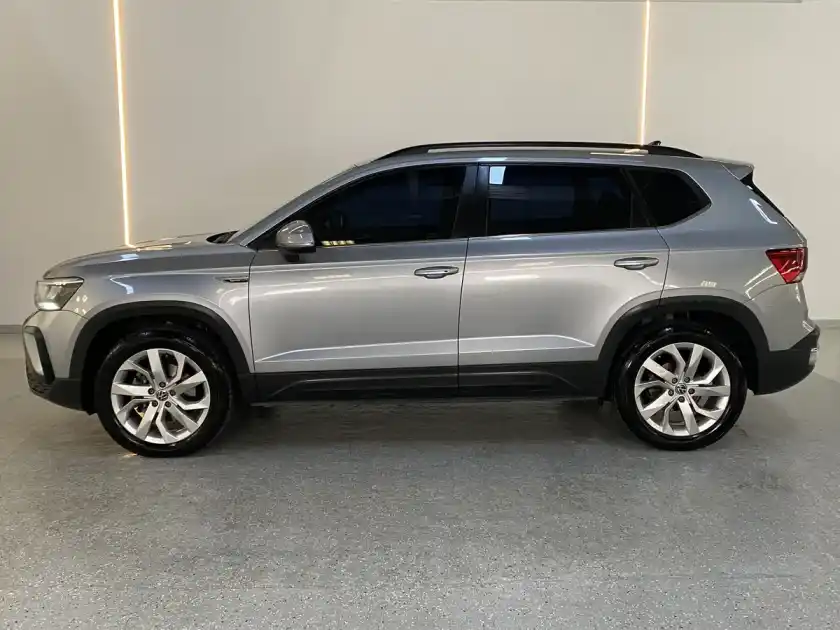 Volkswagen Taos 1.4 250 Tsi Comfortline Tiptronic 2024 - foto 4