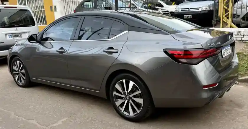 Nissan Sentra 2.0 Exclusive Cvt 2020 - foto 4