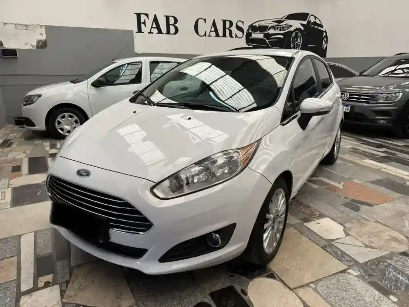Ford Fiesta Kinetic 1.6 Titanium Powershift 120Cv 2016 - foto 1