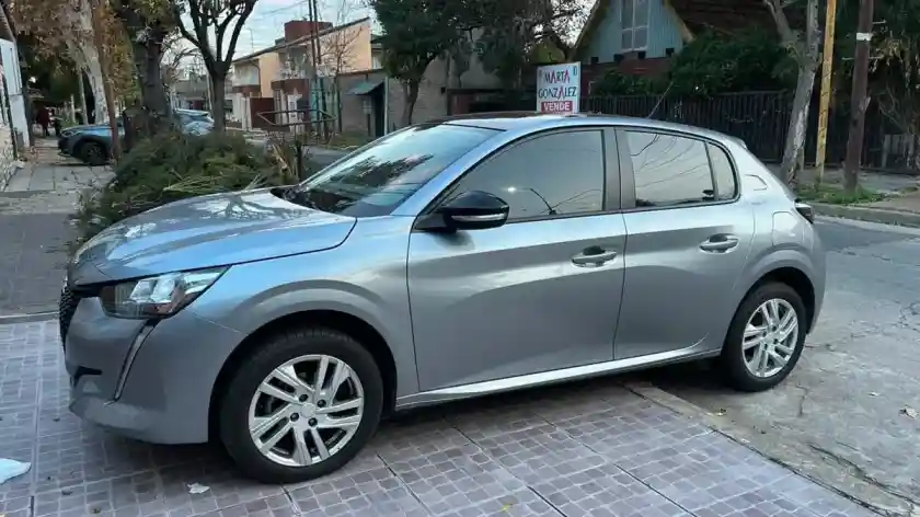 Peugeot 208 1.6 Active Pack Tiptronic 2024 - foto 1