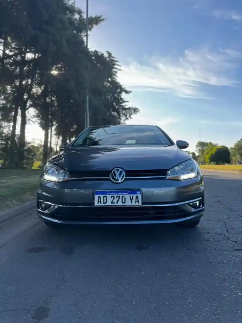 Volkswagen Golf 1.4 Comfortline Tsi 2018 - foto 3