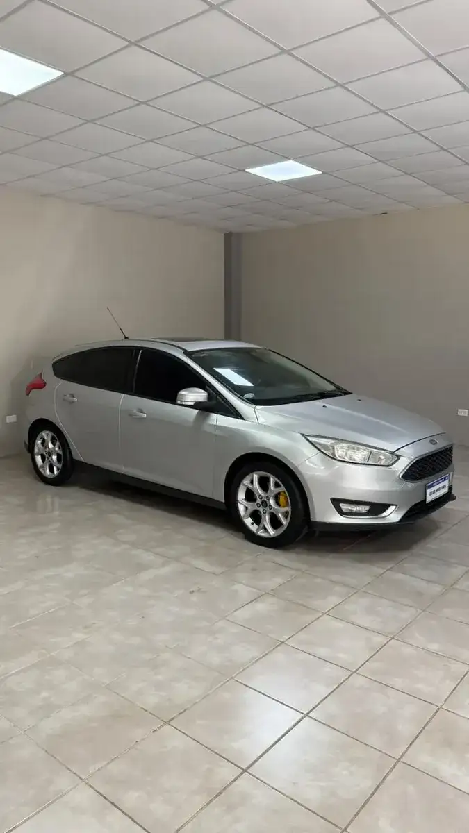 Ford Focus Iii 2.0 Se Plus Mt 2015 - foto 3