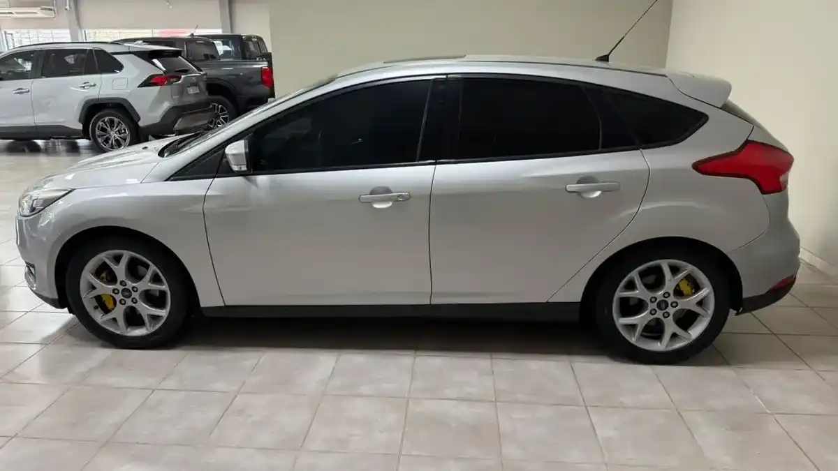 Ford Focus Iii 2.0 Se Plus Mt 2015 - foto 4