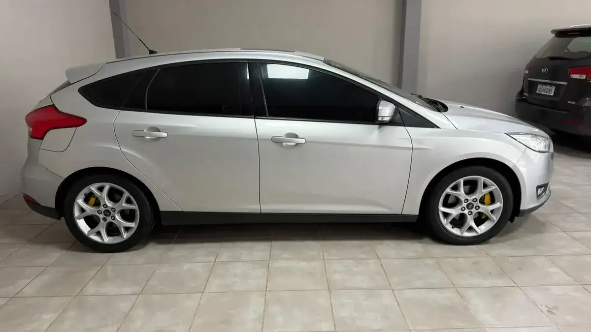 Ford Focus Iii 2.0 Se Plus Mt 2015 - foto 5