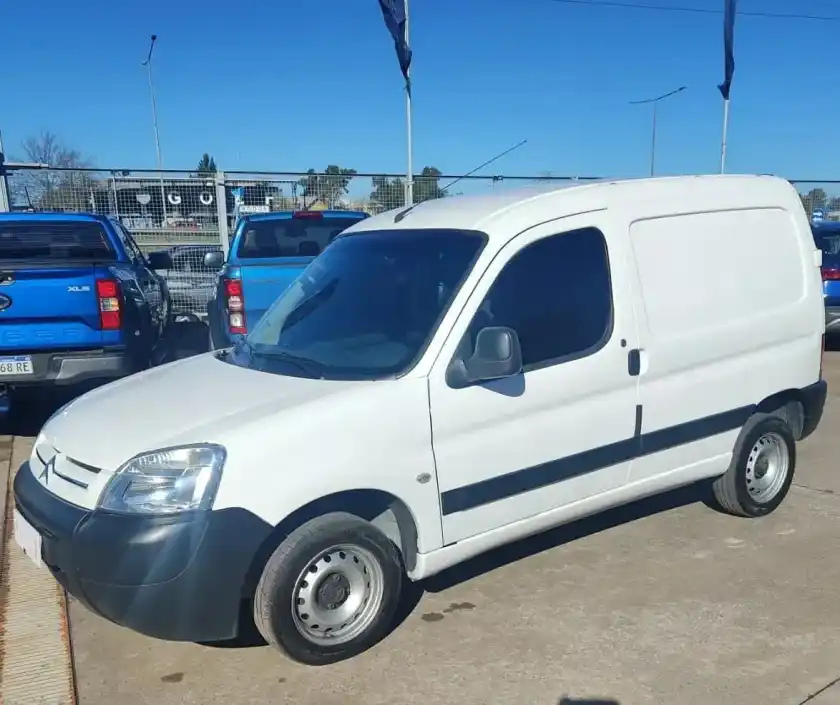 Citroën Berlingo Furgon 1.6 Hdi 92 Bussines 2021 - foto 1