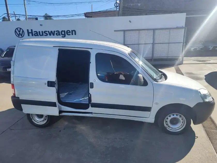 Citroën Berlingo Furgon 1.6 Hdi 92 Bussines 2021 - foto 5