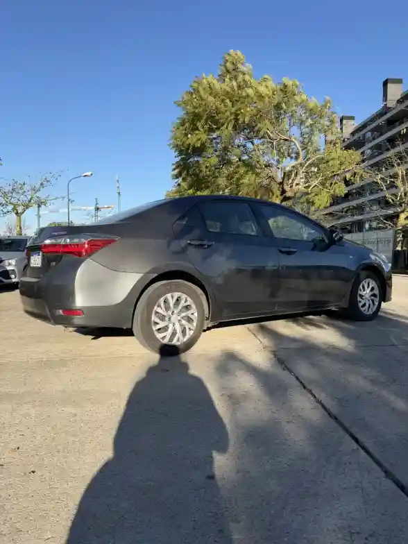 Toyota Corolla 1.8 Xli Mt 140Cv 2018 - foto 4