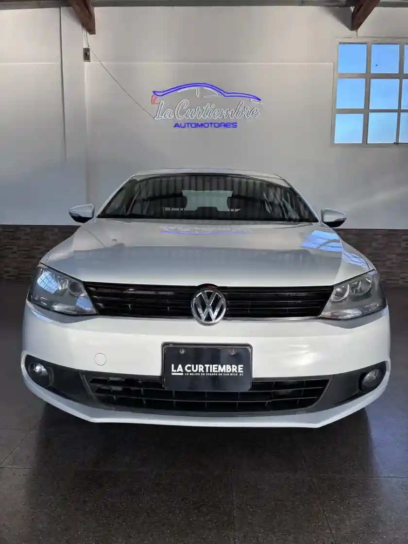 Volkswagen Vento 2.0 Advance I 110Cv 2013 - foto 4
