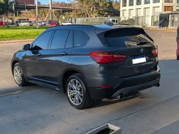 Bmw X1 2.0 Sdrive 20I Sportline 192Cv 2017 - foto 4