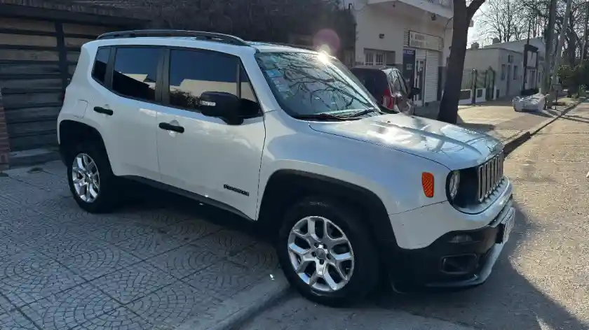 Jeep Renegade 1.8 Sport At Plus 2018 - foto 3