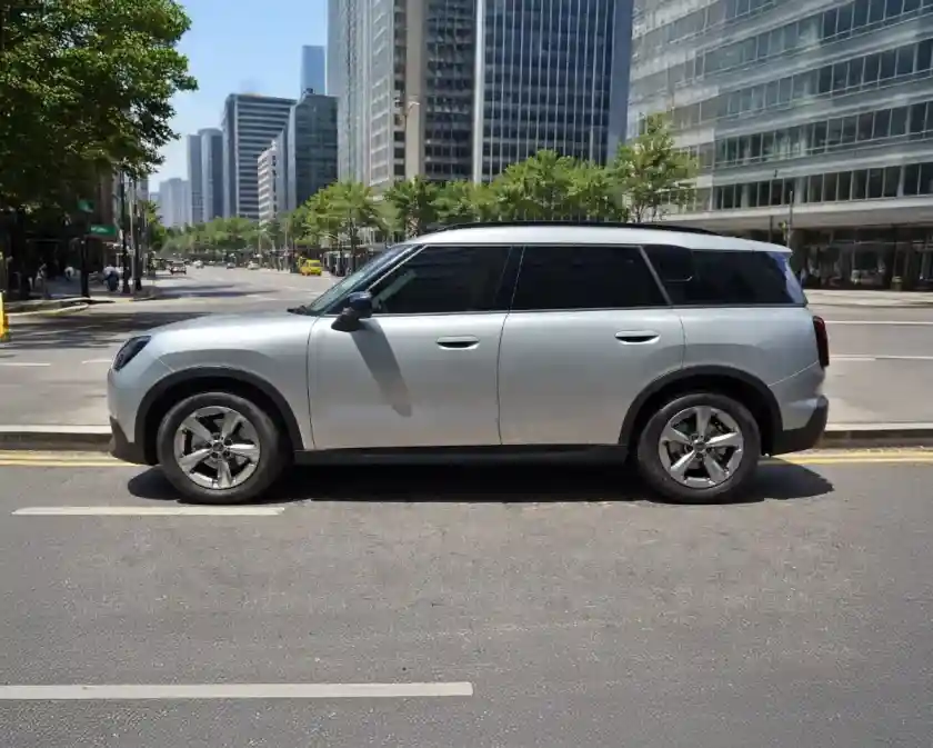 Mini Countryman D 2.0 Td Mhev Essential 2026 - foto 4
