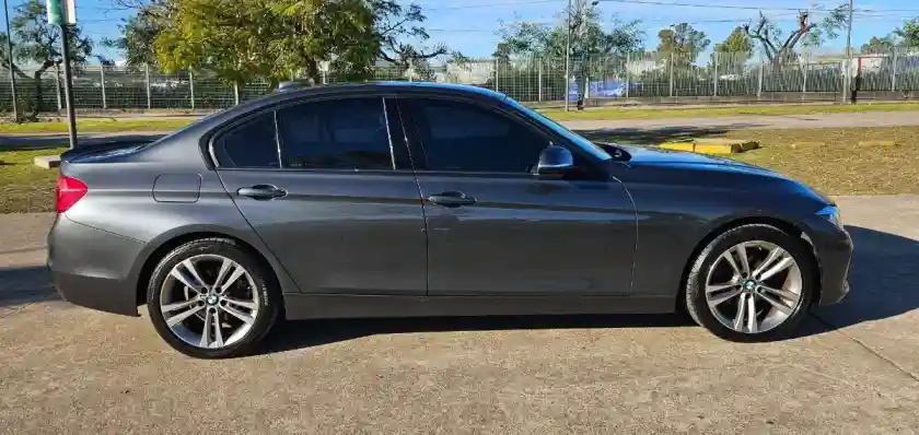 Bmw Serie 3 2.0 320I Sedan Executive 2018 - foto 4