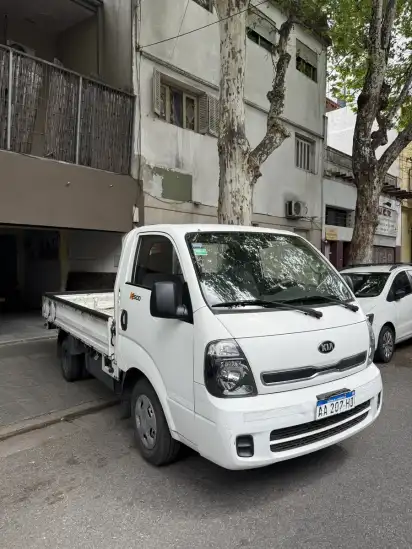 Kia K2500 2.5 Caja 2016 - foto 2