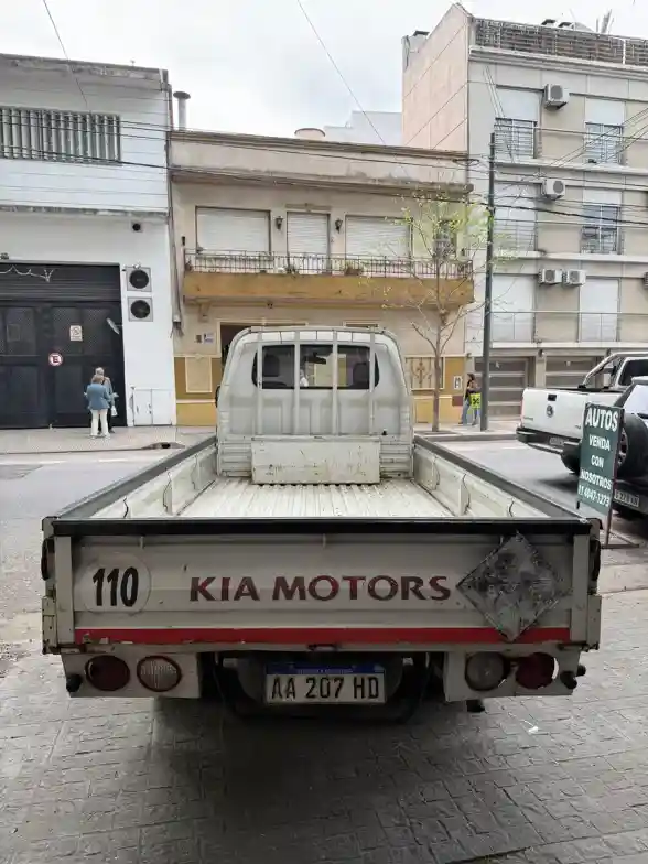 Kia K2500 2.5 Caja 2016 - foto 4