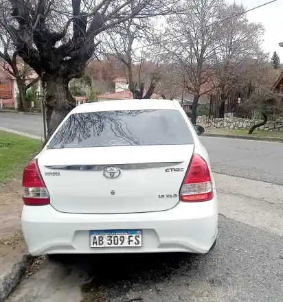 Toyota Etios 1.5 Sedan Xls 2017 - foto 3