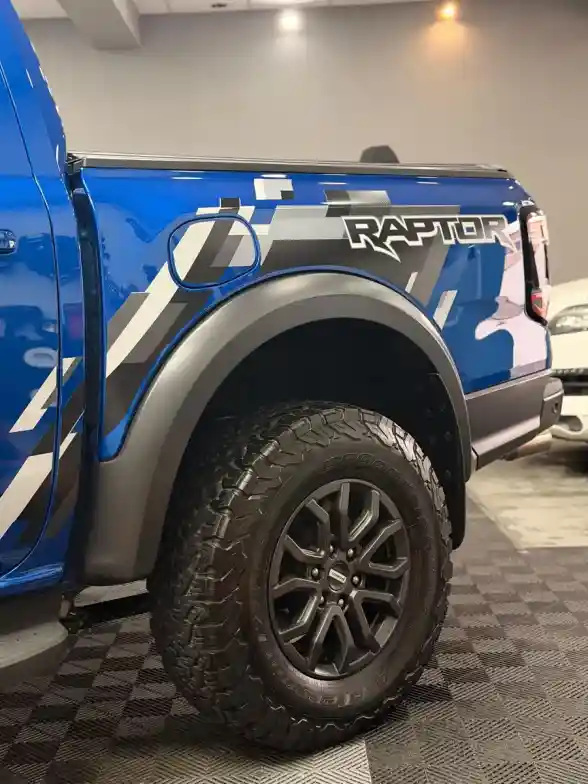 Ford Ranger Raptor 3.0L V6 Ecoboost Biturbo Cabina Doble 4X4 2024 - foto 4