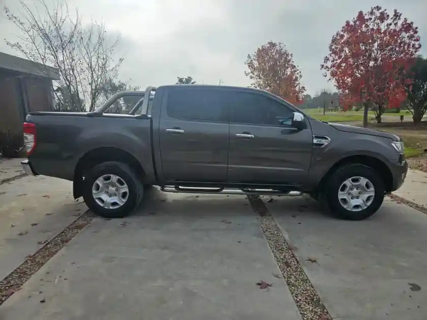 Ford Ranger 3.2 Cd Xlt Tdci 200Cv 4X2 At 2018 - foto 4