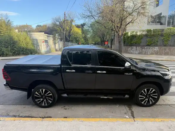 Toyota Hilux Pick-Up 2.8 Cd Srx 177Cv 4X4 At 2021 - foto 3