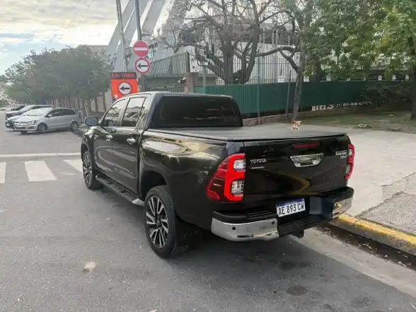 Toyota Hilux Pick-Up 2.8 Cd Srx 177Cv 4X4 At 2021 - foto 5