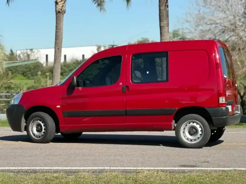 Citroën Berlingo Furgon 1.6 Vti 115 Business Mixto 2018 - foto 5