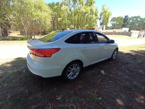 Ford Focus Iii 1.6 Sedan S 2015 - foto 3