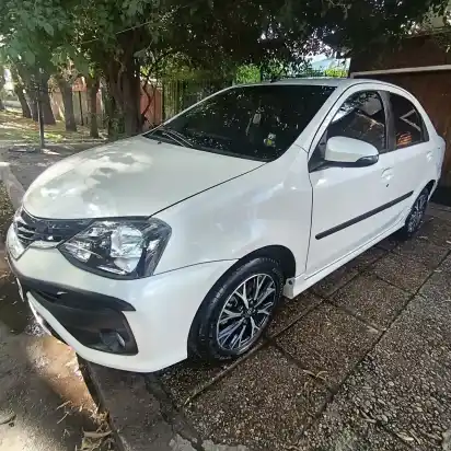 Toyota Etios 1.5 Platinum At 2018 - foto 1