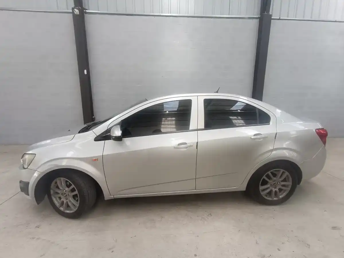 Chevrolet Sonic 1.6 Lt 2015 - foto 5
