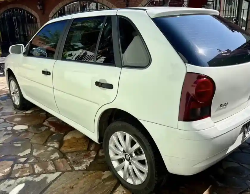 Volkswagen Gol 1.4 Power Ps+Ac 83Cv 2012 - foto 3